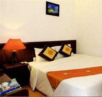 Real Vietnam Hotel Hanoï Extérieur photo