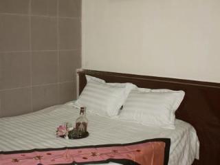 Real Vietnam Hotel Hanoï Extérieur photo