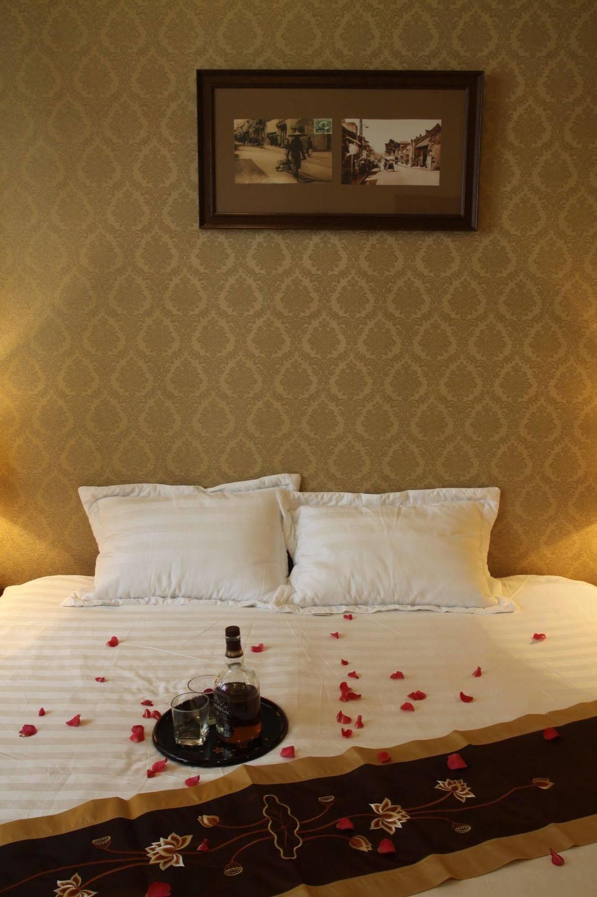 Real Vietnam Hotel Hanoï Extérieur photo