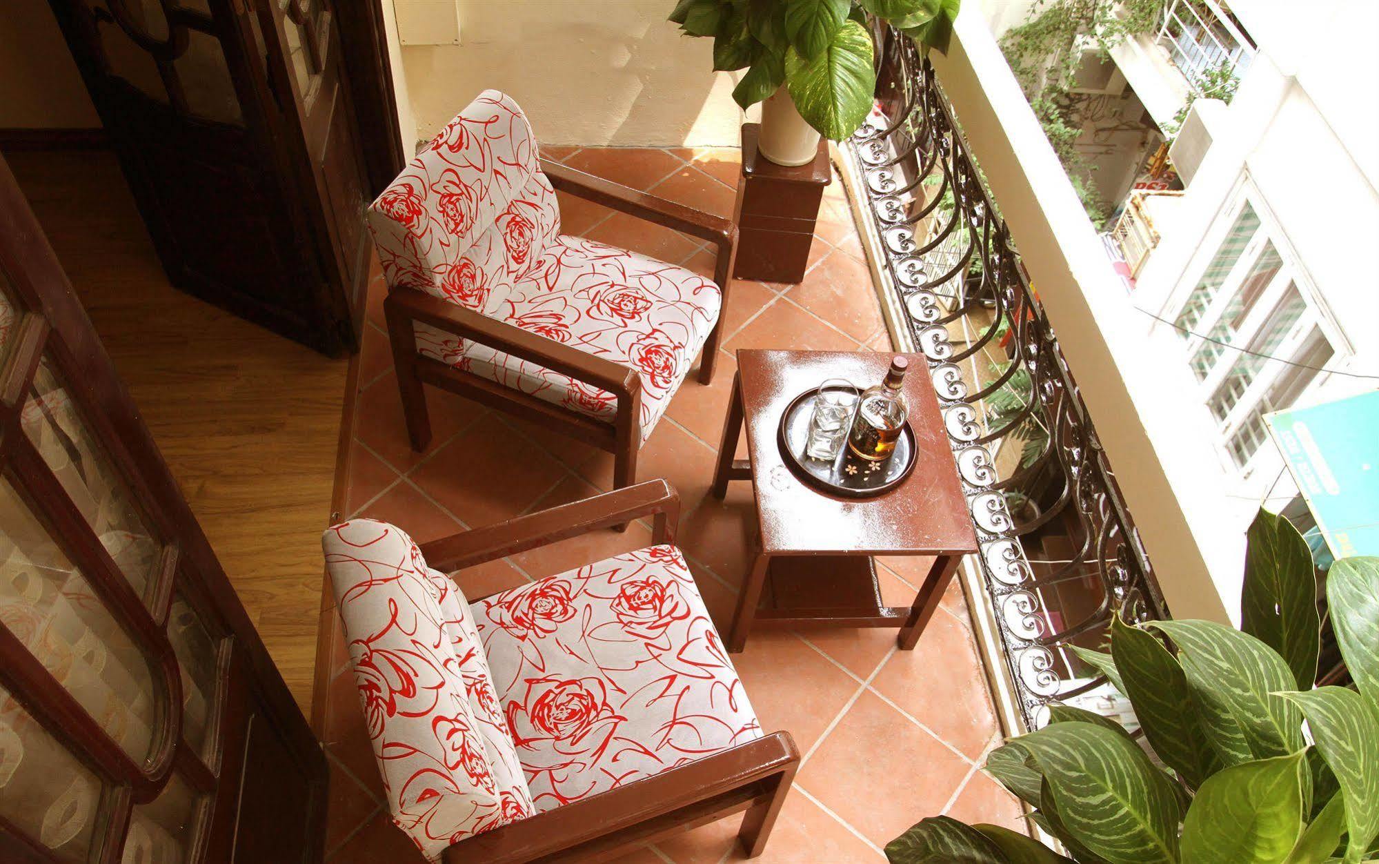 Real Vietnam Hotel Hanoï Extérieur photo